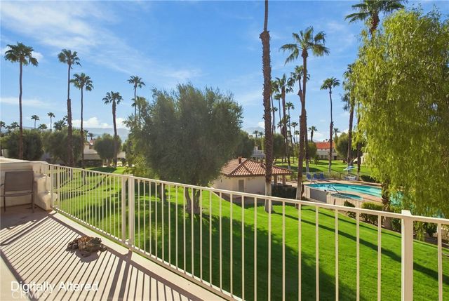 684 Vista Lago Circle N, Palm Desert, CA 92211