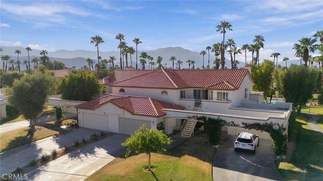 684 Vista Lago Circle N, Palm Desert, CA 92211