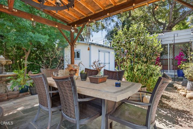 98 Mountain View Street, Oak View, CA 93022