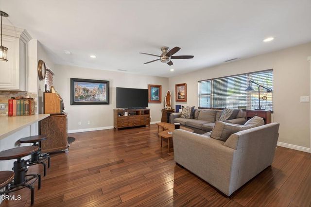 98 Mountain View Street, Oak View, CA 93022
