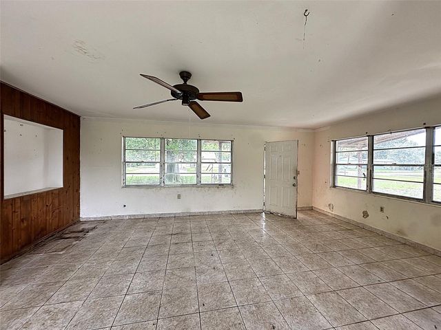 2722 W OAK STREET, Kissimmee, FL 34741