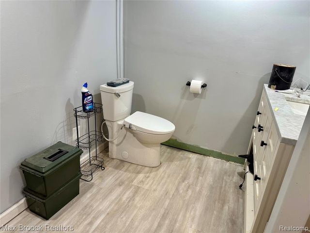 1146 S Long Lake Boulevard, Lake Orion, MI 48362