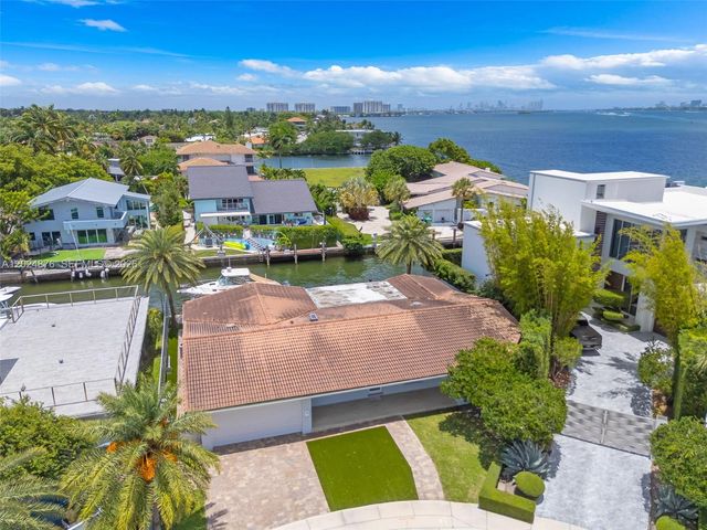 1261 NE 82nd St, Miami, FL 33138