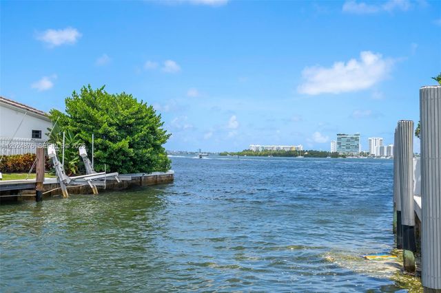 1261 NE 82nd St, Miami, FL 33138