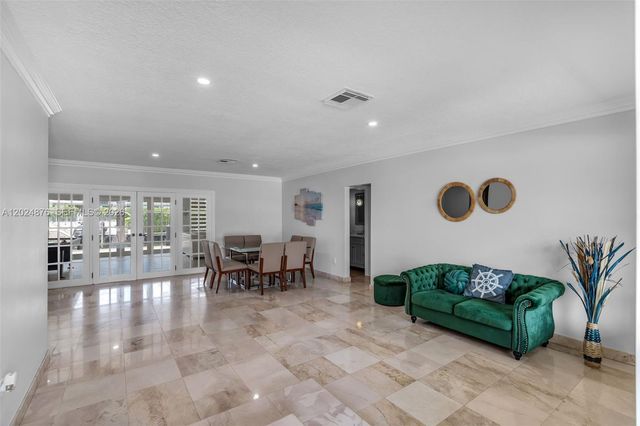 1261 NE 82nd St, Miami, FL 33138