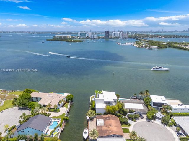 1261 NE 82nd St, Miami, FL 33138