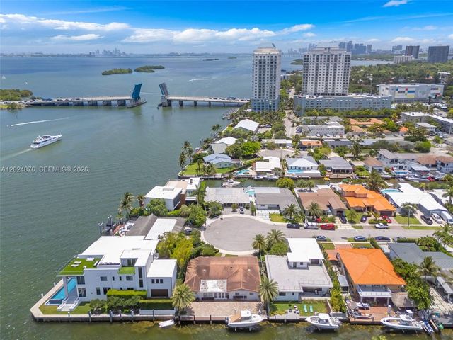 1261 NE 82nd St, Miami, FL 33138