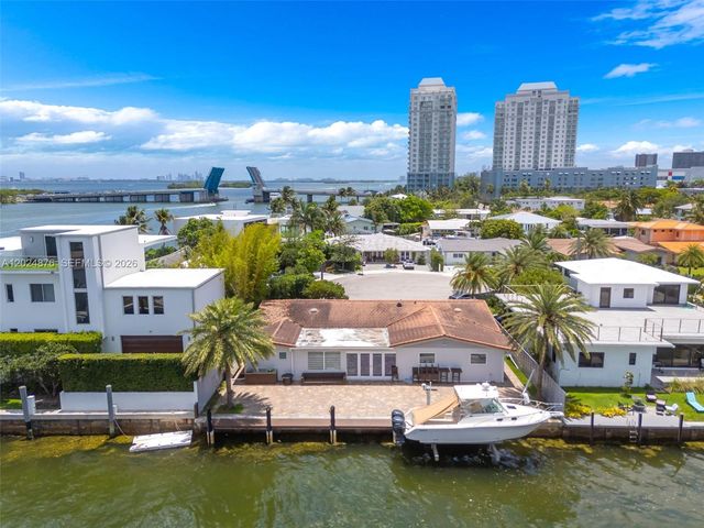 1261 NE 82nd St, Miami, FL 33138