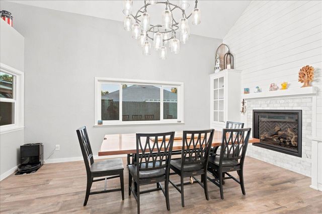 6715 Ashington Way, Elk Grove, CA 95758