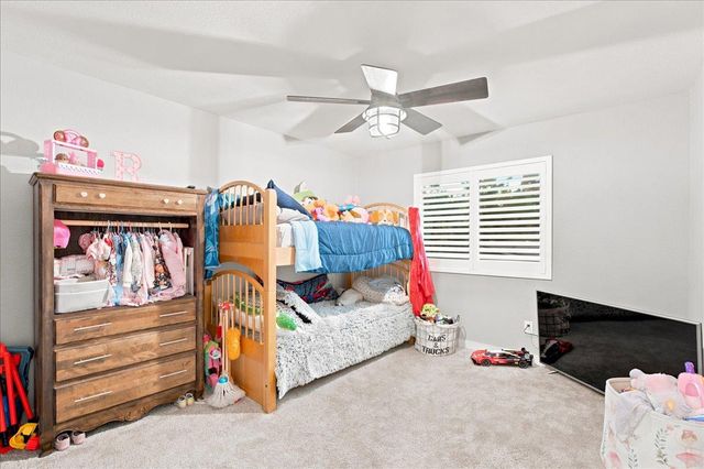 6715 Ashington Way, Elk Grove, CA 95758
