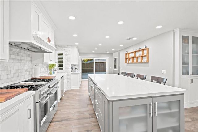 6715 Ashington Way, Elk Grove, CA 95758