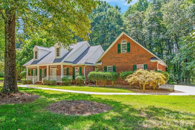 6756 Hawks Nest Lane, Stanley, NC 28164