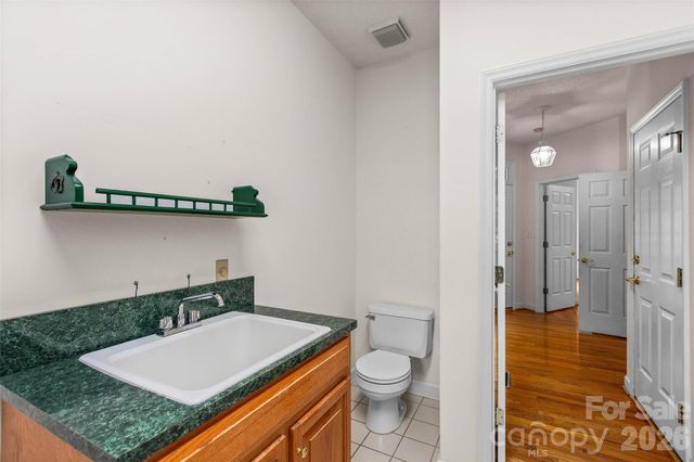6756 Hawks Nest Lane, Stanley, NC 28164