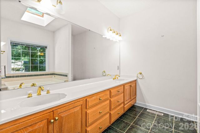 6756 Hawks Nest Lane, Stanley, NC 28164
