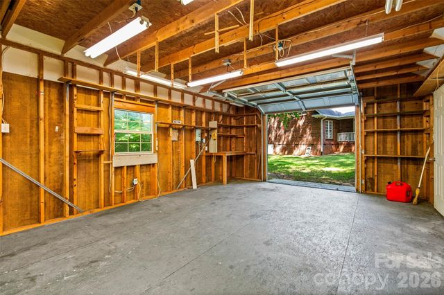 6756 Hawks Nest Lane, Stanley, NC 28164