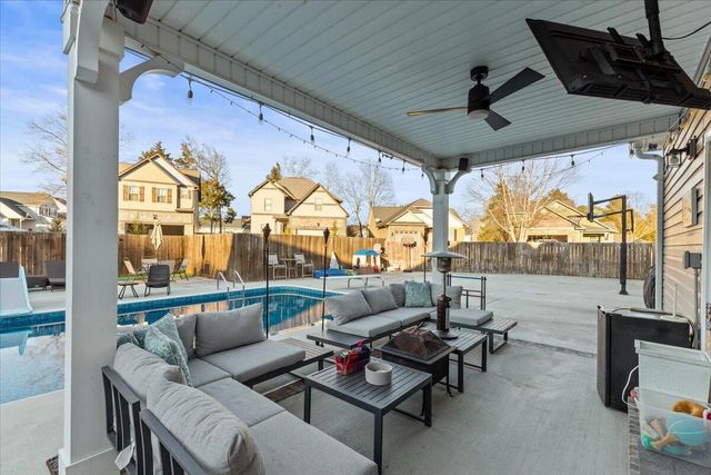 1155 Stonegate Circle NW, Cleveland, TN 37312