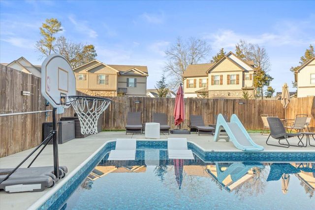 1155 Stonegate Circle NW, Cleveland, TN 37312