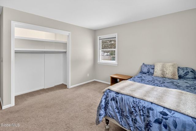 18 Shady Lane, Guilderland, NY 12203