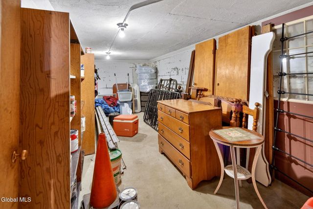 18 Shady Lane, Guilderland, NY 12203