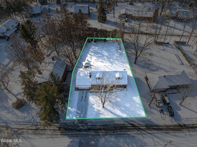 18 Shady Lane, Guilderland, NY 12203