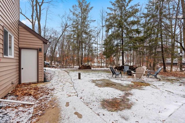 4452 WYANDOT TRAIL, Green Bay, WI 54313