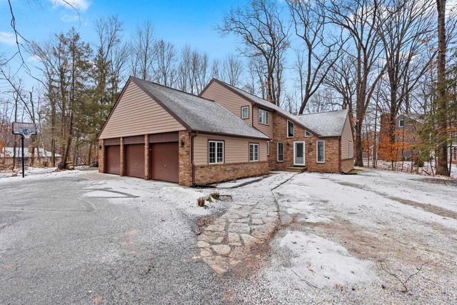 4452 WYANDOT TRAIL, Green Bay, WI 54313