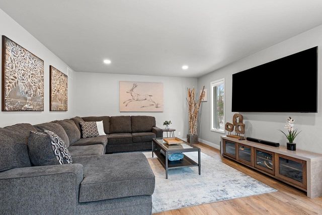 4452 WYANDOT TRAIL, Green Bay, WI 54313