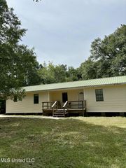 110 Tom Stringfellow Road, Lucedale, MS 39452