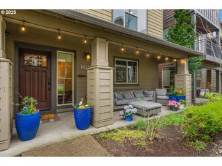 14215 Sw BURLWOOD Ln, Beaverton, OR 97005