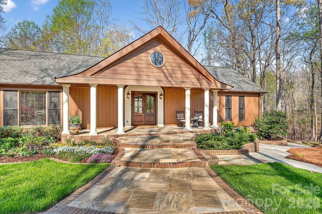 2816 Blythe Road, Waxhaw, NC 28173