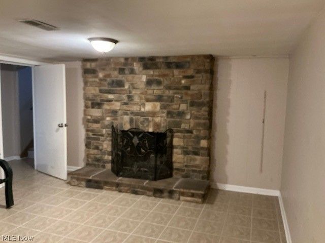 952 E Parkhaven Drive, Seven Hills, OH 44131