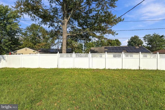 44 EXTON LN, Willingboro, NJ 08046