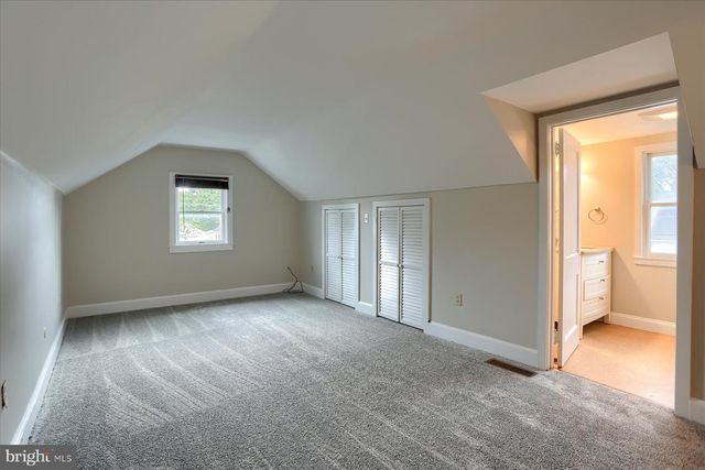 7 S GEORGE ST, Mechanicsburg, PA 17055