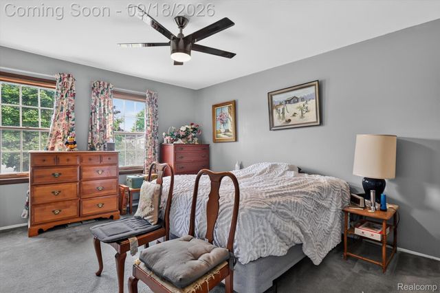 24587 Kings Pointe, Novi, MI 48375