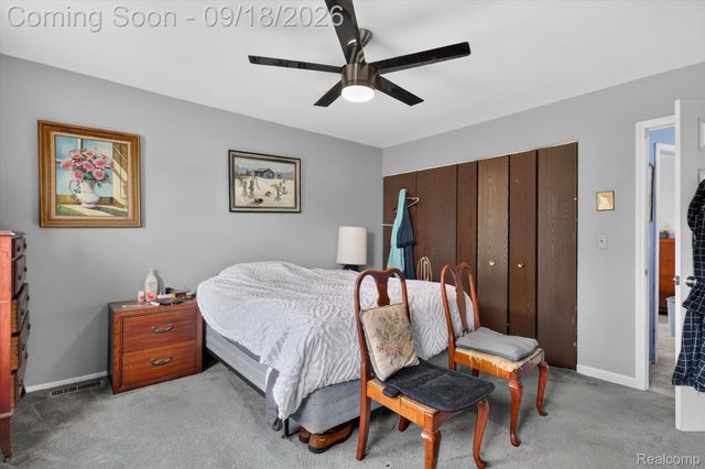 24587 Kings Pointe, Novi, MI 48375