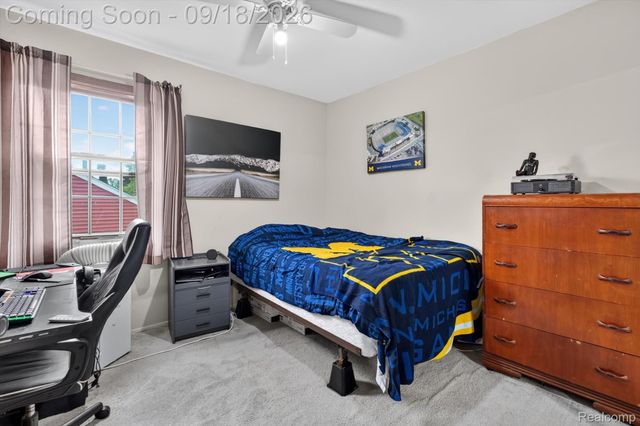 24587 Kings Pointe, Novi, MI 48375