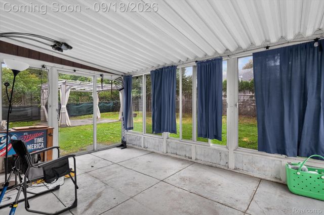 24587 Kings Pointe, Novi, MI 48375