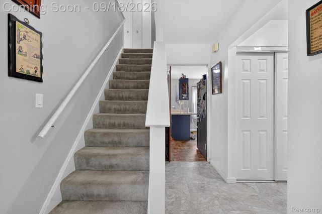 24587 Kings Pointe, Novi, MI 48375