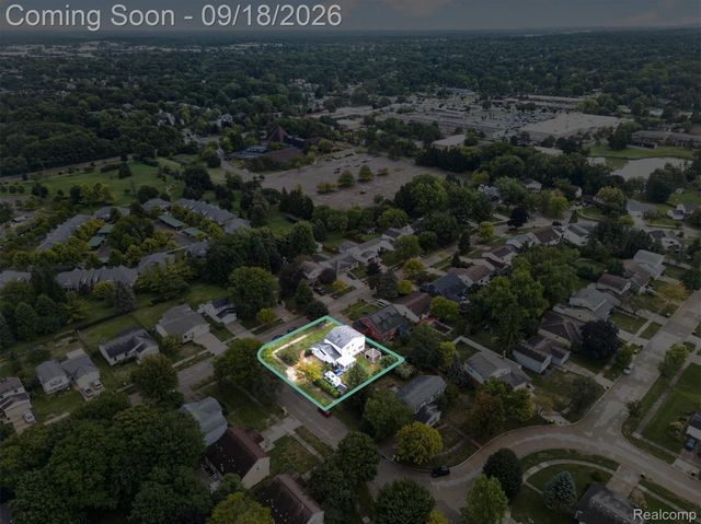 24587 Kings Pointe, Novi, MI 48375
