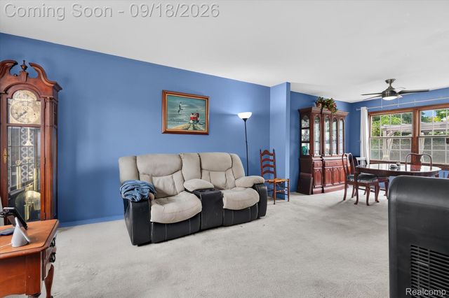 24587 Kings Pointe, Novi, MI 48375