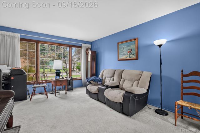 24587 Kings Pointe, Novi, MI 48375