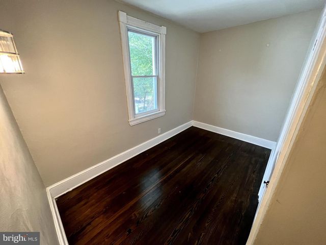 262 EAST LINDEN ST, Moorestown, NJ 08057