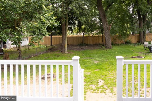 262 EAST LINDEN ST, Moorestown, NJ 08057