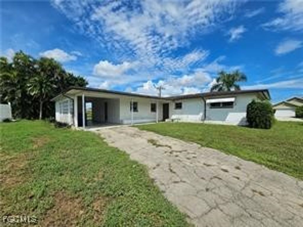 1109 E Jasmine RD, Lehigh Acres, FL 33936