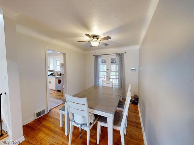 1339 Haverston Road, Lyndhurst, OH 44124