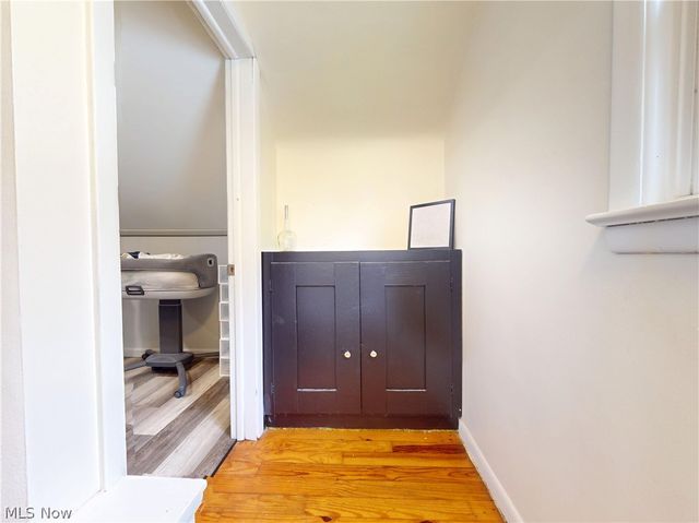 1339 Haverston Road, Lyndhurst, OH 44124