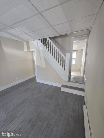 427 W MARKET ST, Mahanoy City, PA 17948