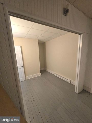 427 W MARKET ST, Mahanoy City, PA 17948