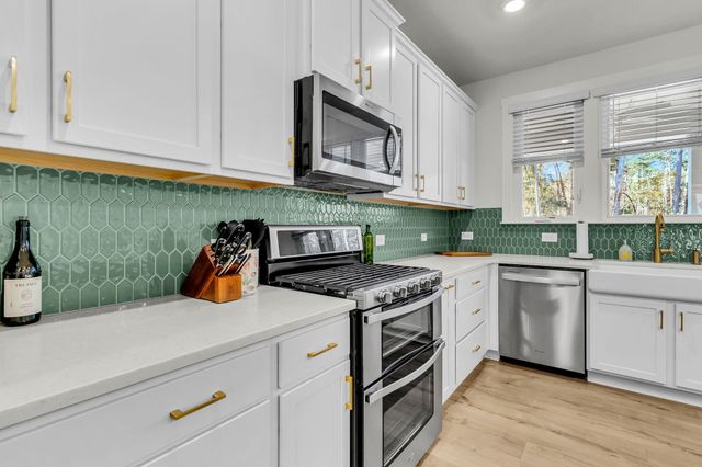 1017 Field Sparrow Drive, Ravenel, SC 29470