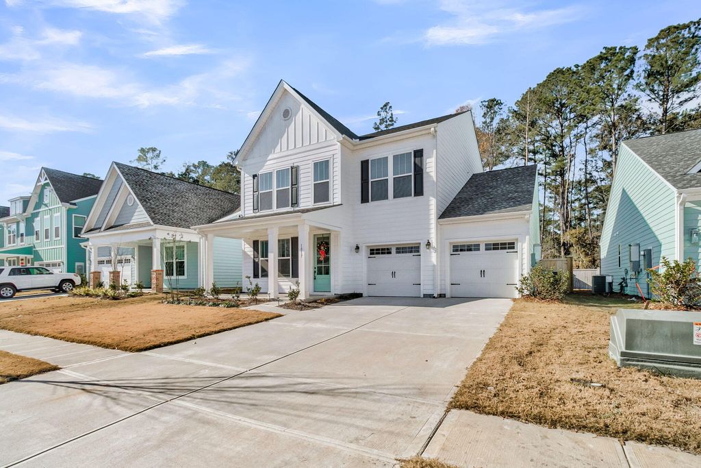 1017 Field Sparrow Drive, Ravenel, SC 29470